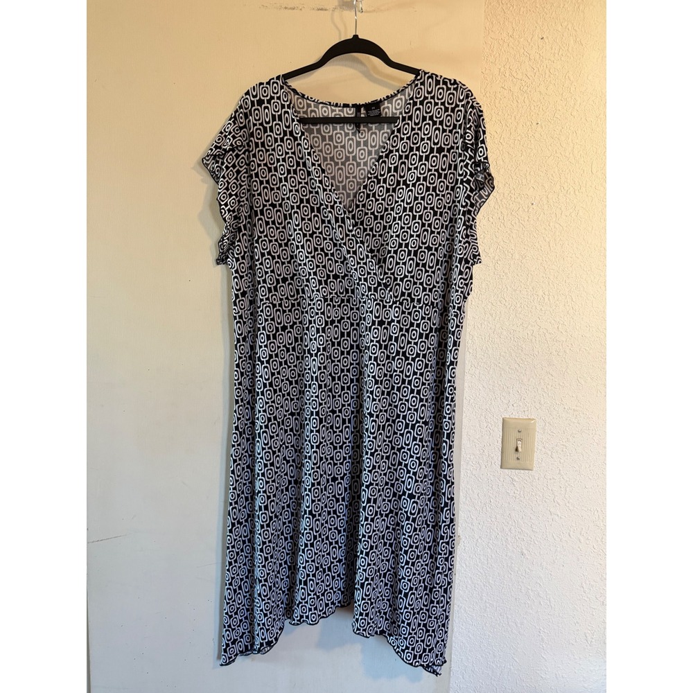 New Directions Woman Black White‎ Geometric Print V Neck Cap Sleeve Dress 2X